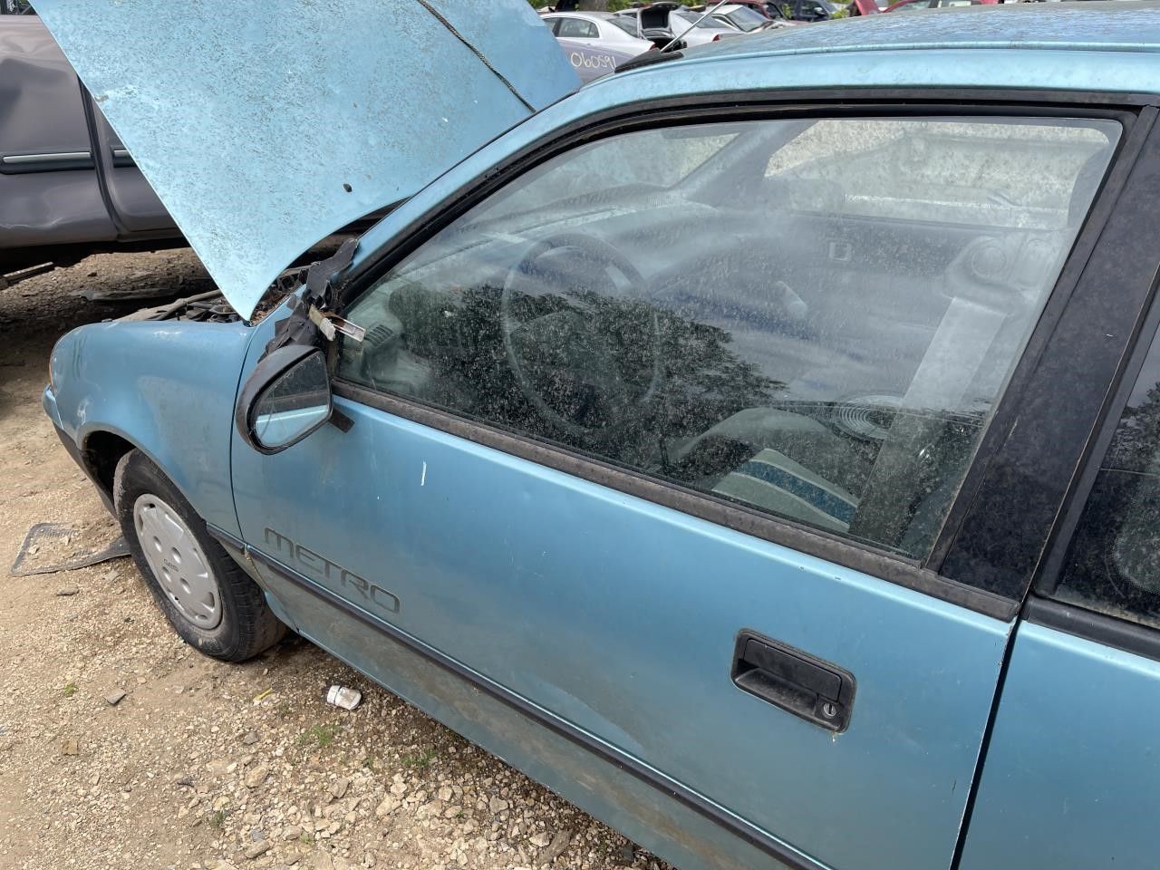 https://f005.backblazeb2.com/file/img-partshotlines-com/Inventory/EX864/Vehicle/9402_09.jpg
