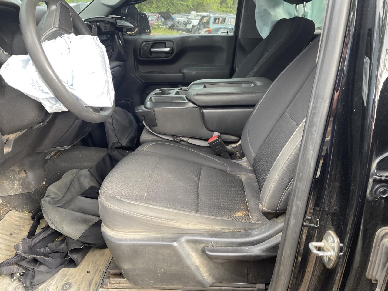 https://f005.backblazeb2.com/file/img-partshotlines-com/Inventory/EX864/Vehicle/9410_04.jpg