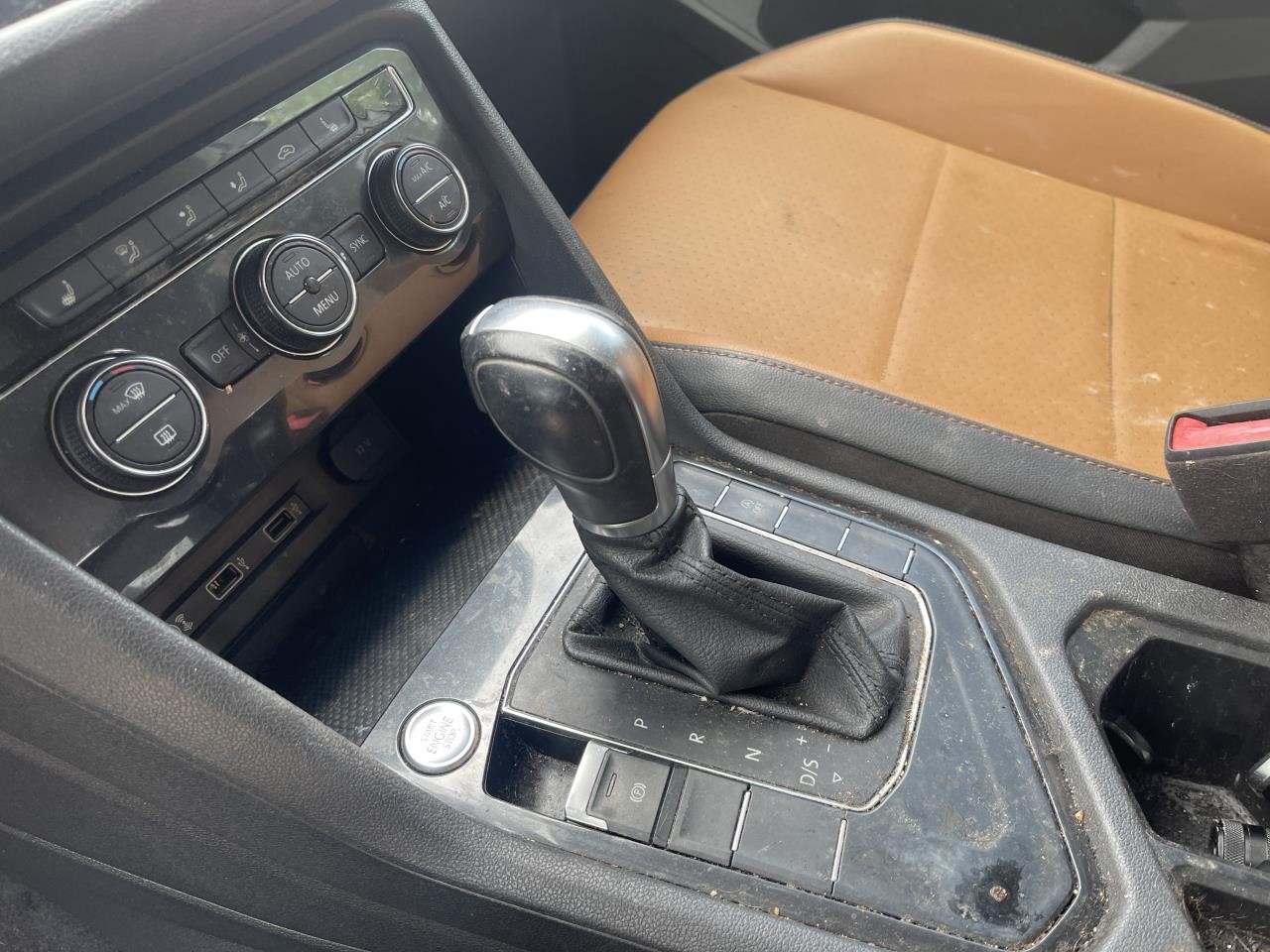 https://f005.backblazeb2.com/file/img-partshotlines-com/Inventory/EX864/Vehicle/9574_10.jpg