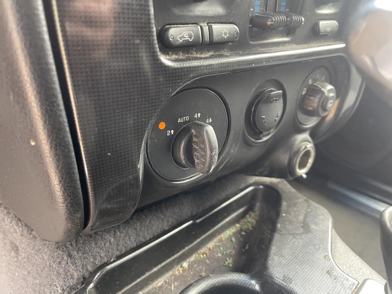 https://f005.backblazeb2.com/file/img-partshotlines-com/Inventory/EX864/Vehicle/9585_09.jpg