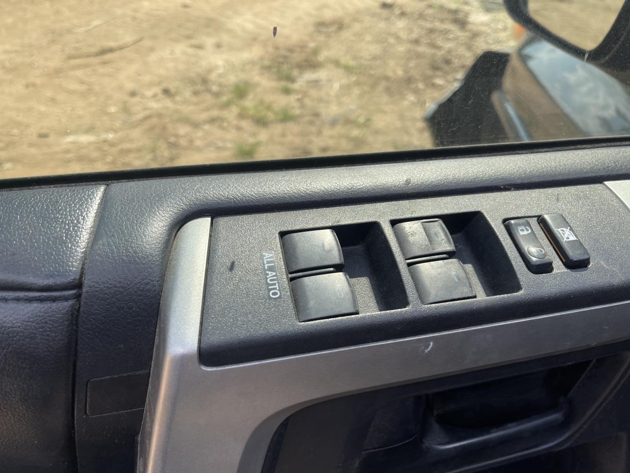 https://f005.backblazeb2.com/file/img-partshotlines-com/Inventory/EX864/Vehicle/9597_03.jpg