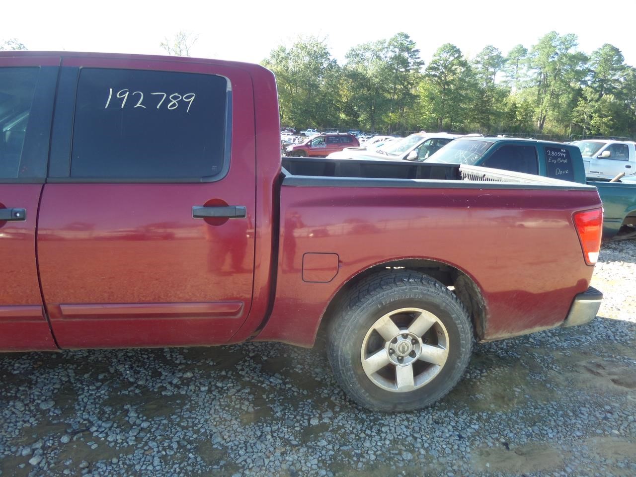 https://f005.backblazeb2.com/file/img-partshotlines-com/Inventory/EX865/Vehicle/13561_08.jpg