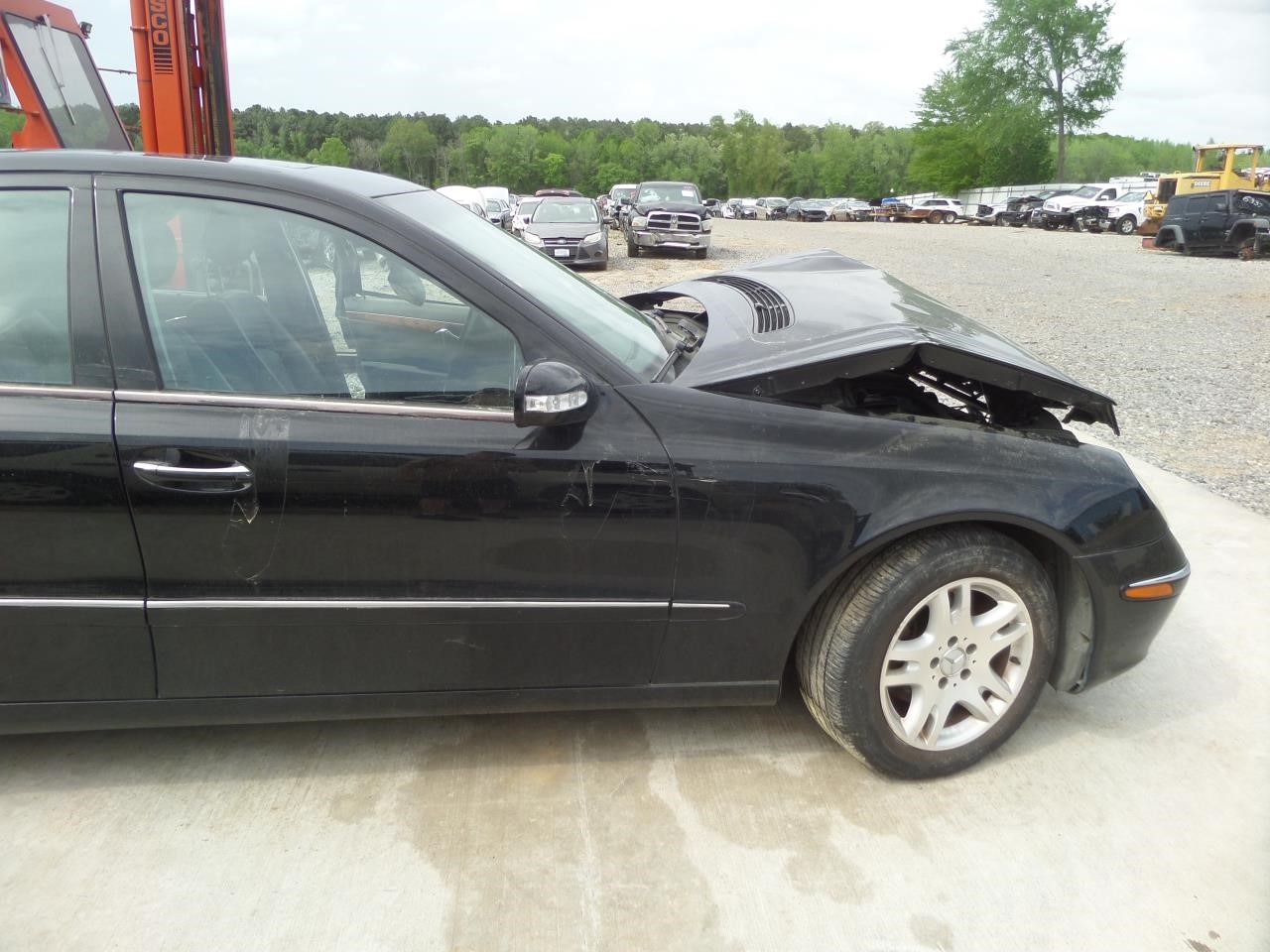 https://f005.backblazeb2.com/file/img-partshotlines-com/Inventory/EX865/Vehicle/14406_11.jpg