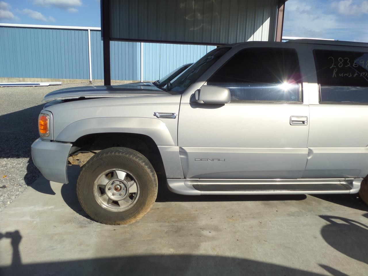 https://f005.backblazeb2.com/file/img-partshotlines-com/Inventory/EX865/Vehicle/15614_07.jpg