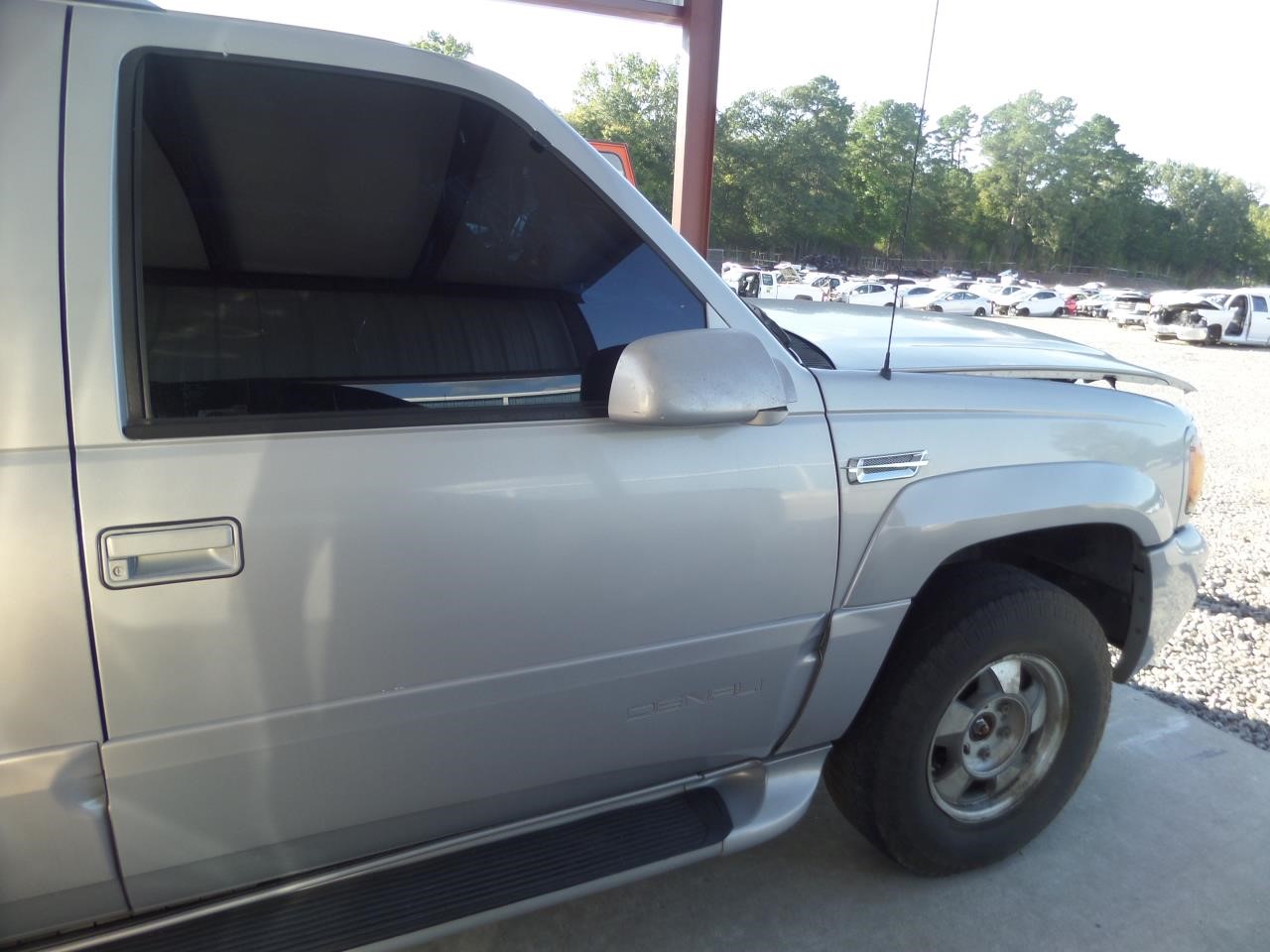 https://f005.backblazeb2.com/file/img-partshotlines-com/Inventory/EX865/Vehicle/15614_11.jpg