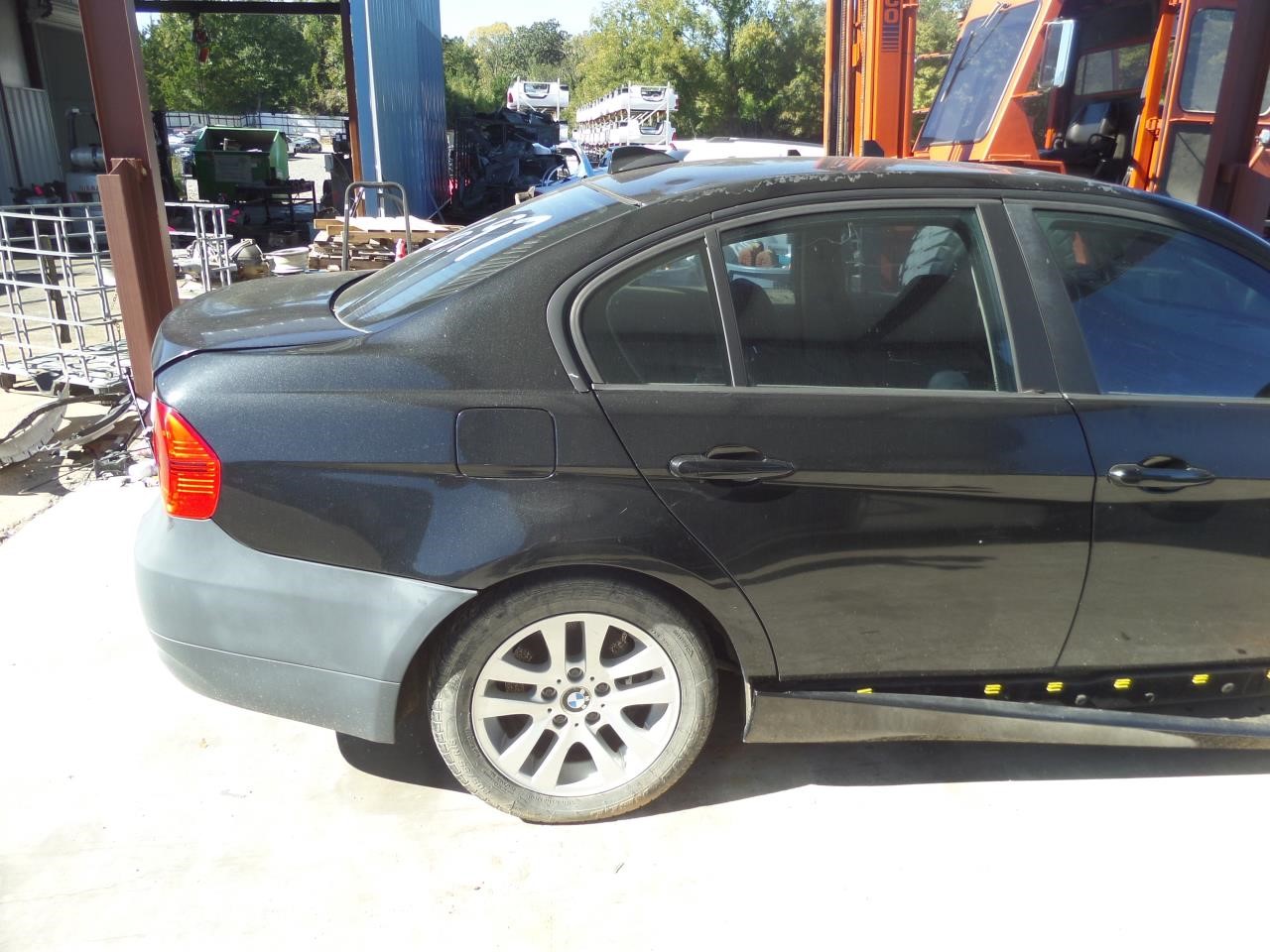 https://f005.backblazeb2.com/file/img-partshotlines-com/Inventory/EX865/Vehicle/15808_10.jpg