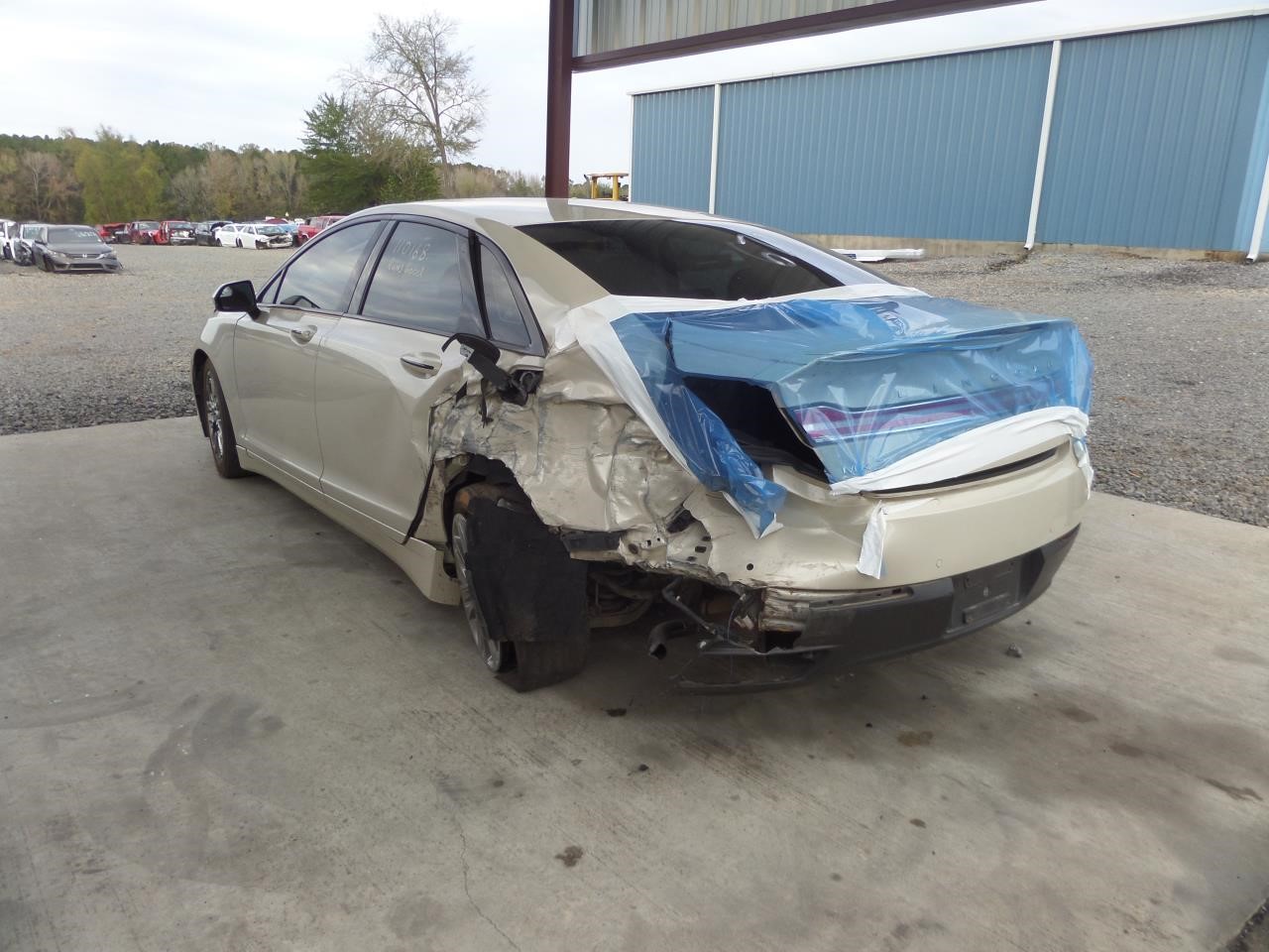 https://f005.backblazeb2.com/file/img-partshotlines-com/Inventory/EX865/Vehicle/15923_02.jpg