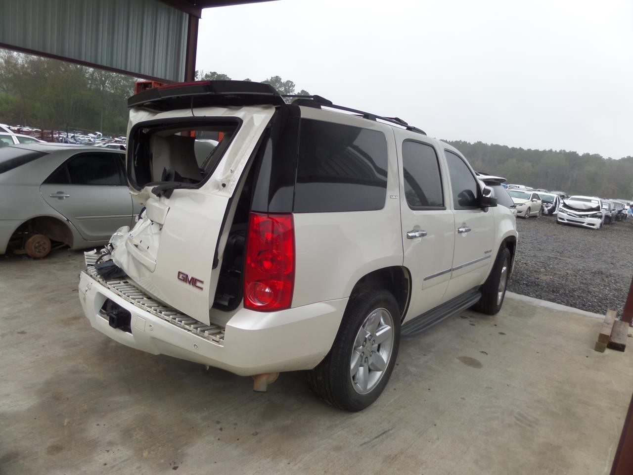 https://f005.backblazeb2.com/file/img-partshotlines-com/Inventory/EX865/Vehicle/15936_03.jpg