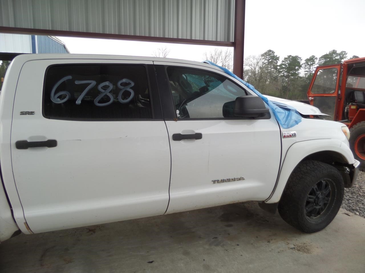 https://f005.backblazeb2.com/file/img-partshotlines-com/Inventory/EX865/Vehicle/16172_11.jpg