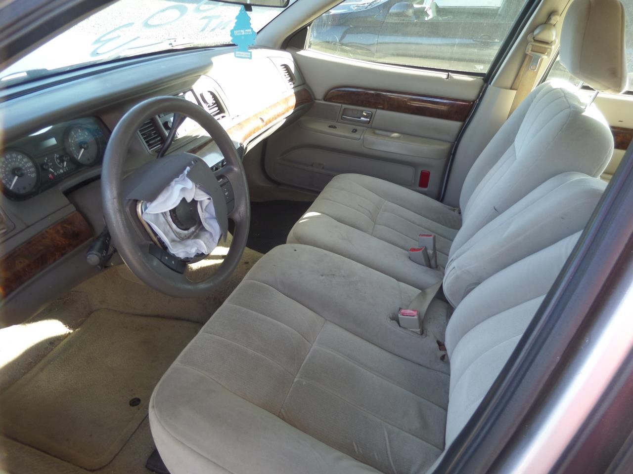 https://f005.backblazeb2.com/file/img-partshotlines-com/Inventory/EX865/Vehicle/16229_12.jpg