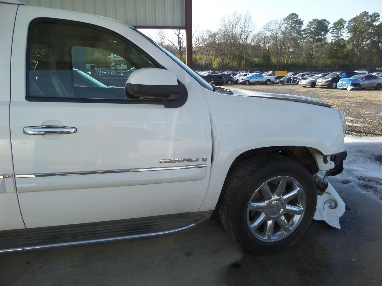 https://f005.backblazeb2.com/file/img-partshotlines-com/Inventory/EX865/Vehicle/16292_11.jpg