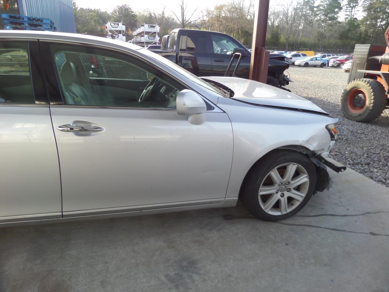 https://f005.backblazeb2.com/file/img-partshotlines-com/Inventory/EX865/Vehicle/16456_11.jpg