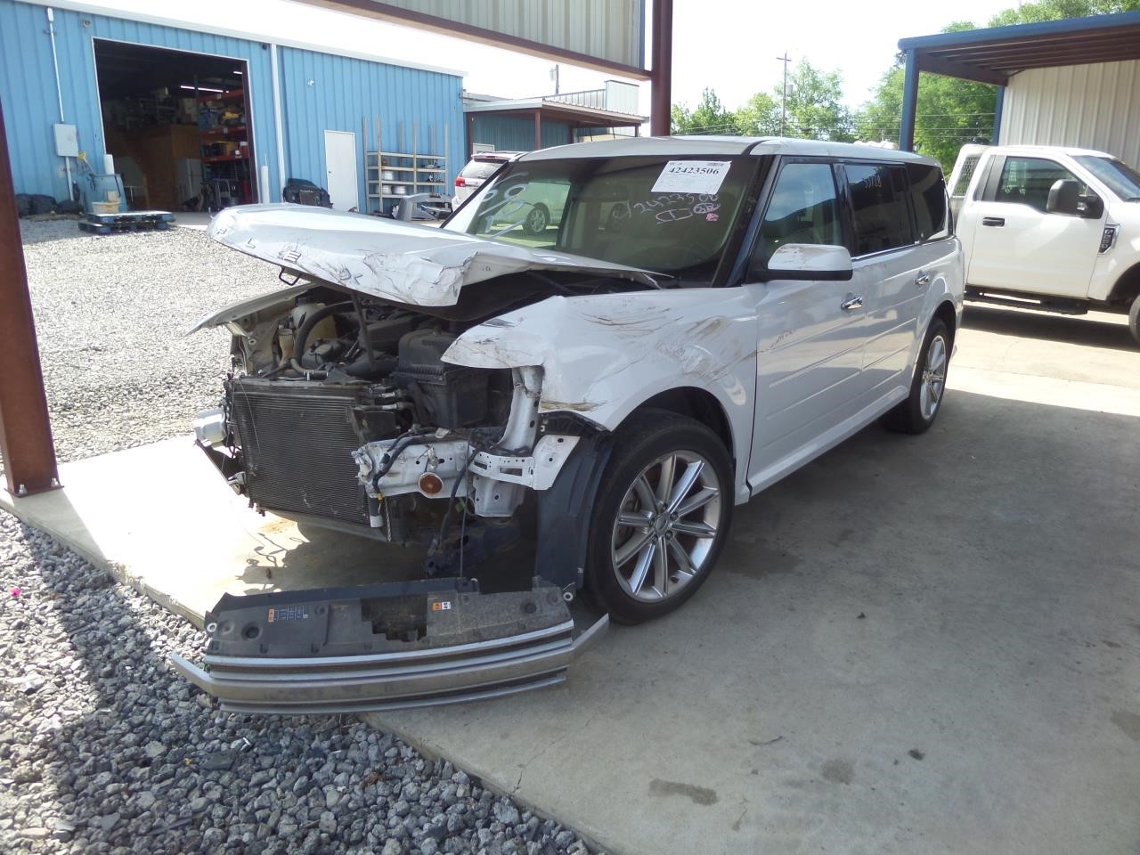 https://f005.backblazeb2.com/file/img-partshotlines-com/Inventory/EX865/Vehicle/16899_01.jpg