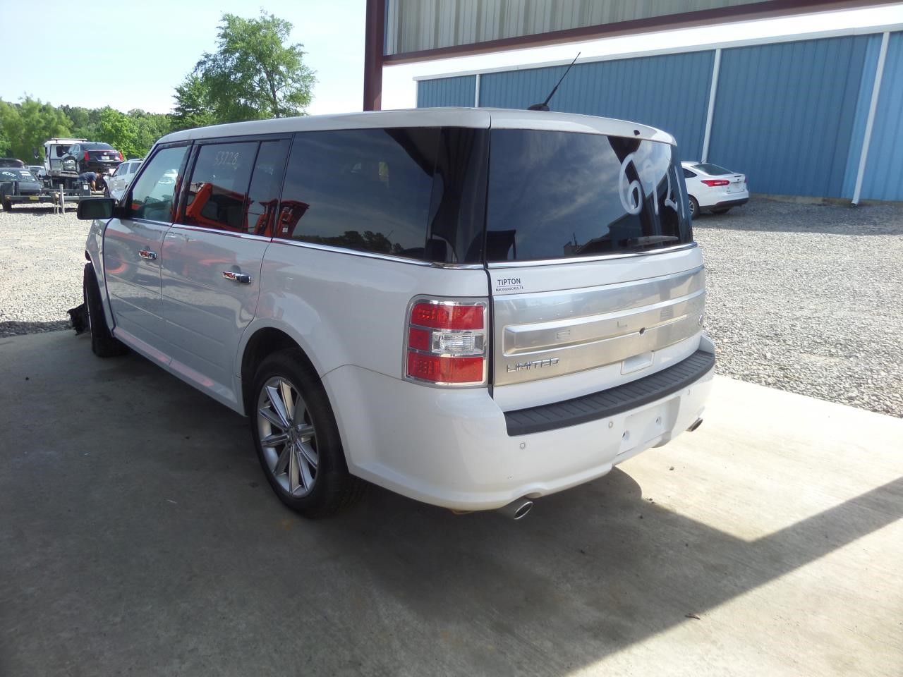 https://f005.backblazeb2.com/file/img-partshotlines-com/Inventory/EX865/Vehicle/16899_02.jpg