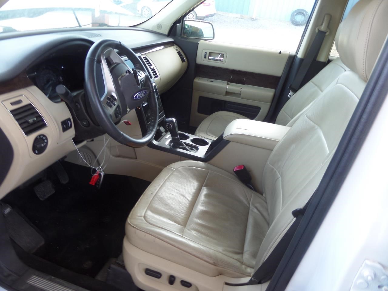 https://f005.backblazeb2.com/file/img-partshotlines-com/Inventory/EX865/Vehicle/16899_12.jpg