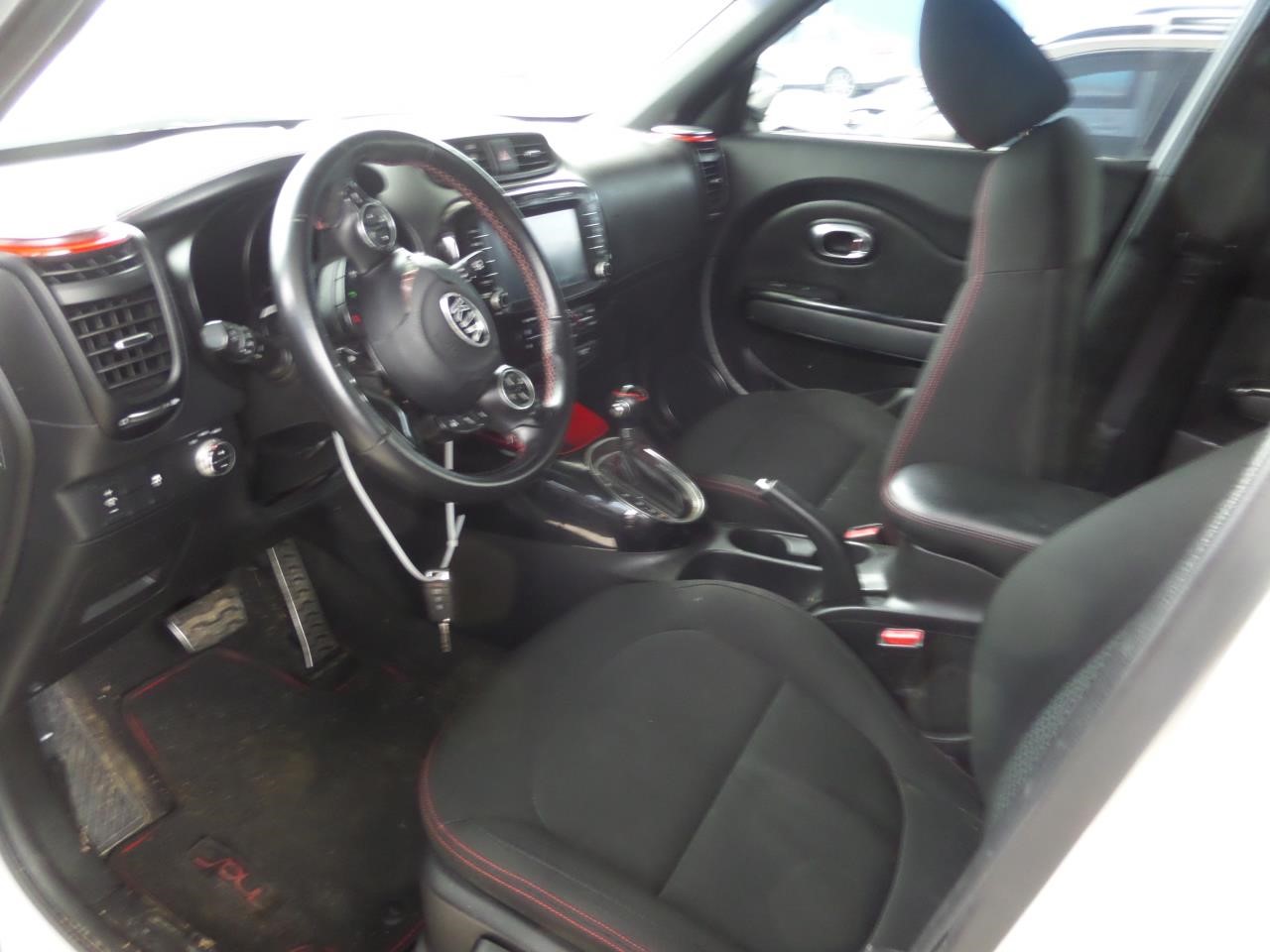 https://f005.backblazeb2.com/file/img-partshotlines-com/Inventory/EX865/Vehicle/16927_12.jpg