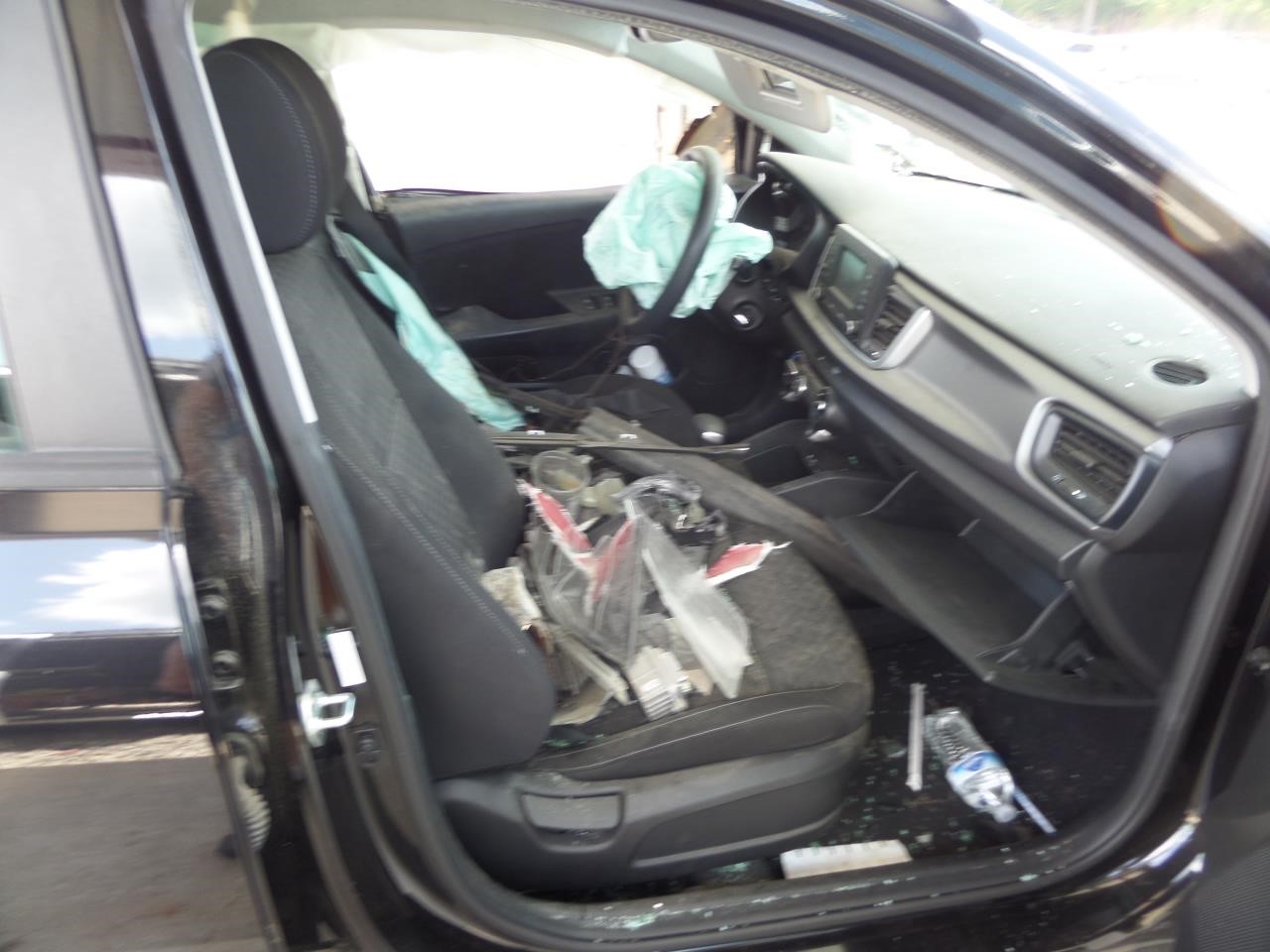 https://f005.backblazeb2.com/file/img-partshotlines-com/Inventory/EX865/Vehicle/17197_12.jpg