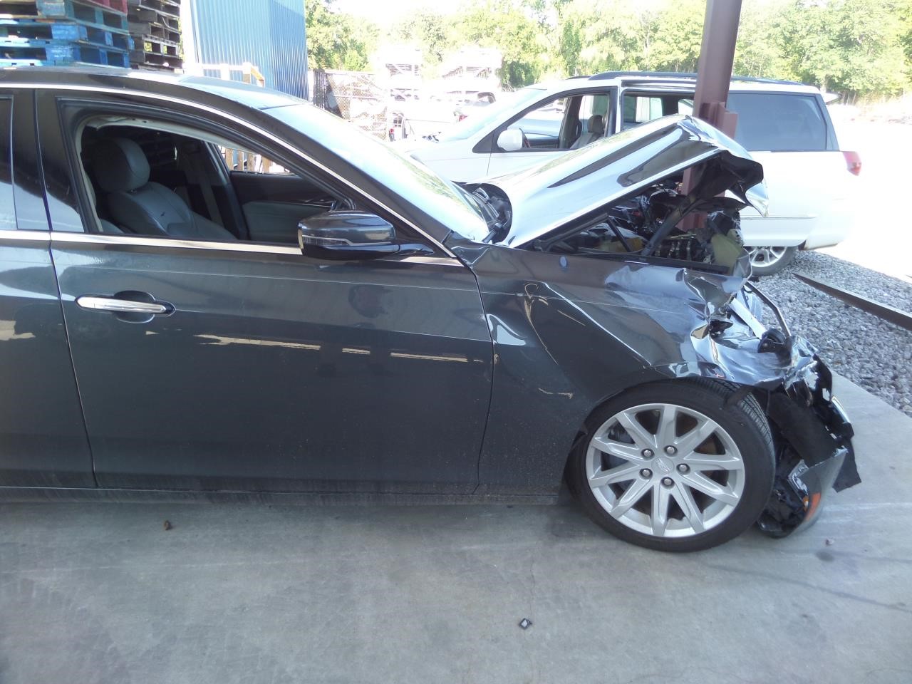 https://f005.backblazeb2.com/file/img-partshotlines-com/Inventory/EX865/Vehicle/17732_11.jpg