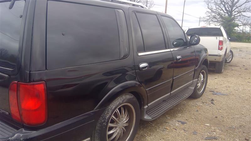 https://f005.backblazeb2.com/file/img-partshotlines-com/Inventory/EX869/Vehicle/3006_05.jpg