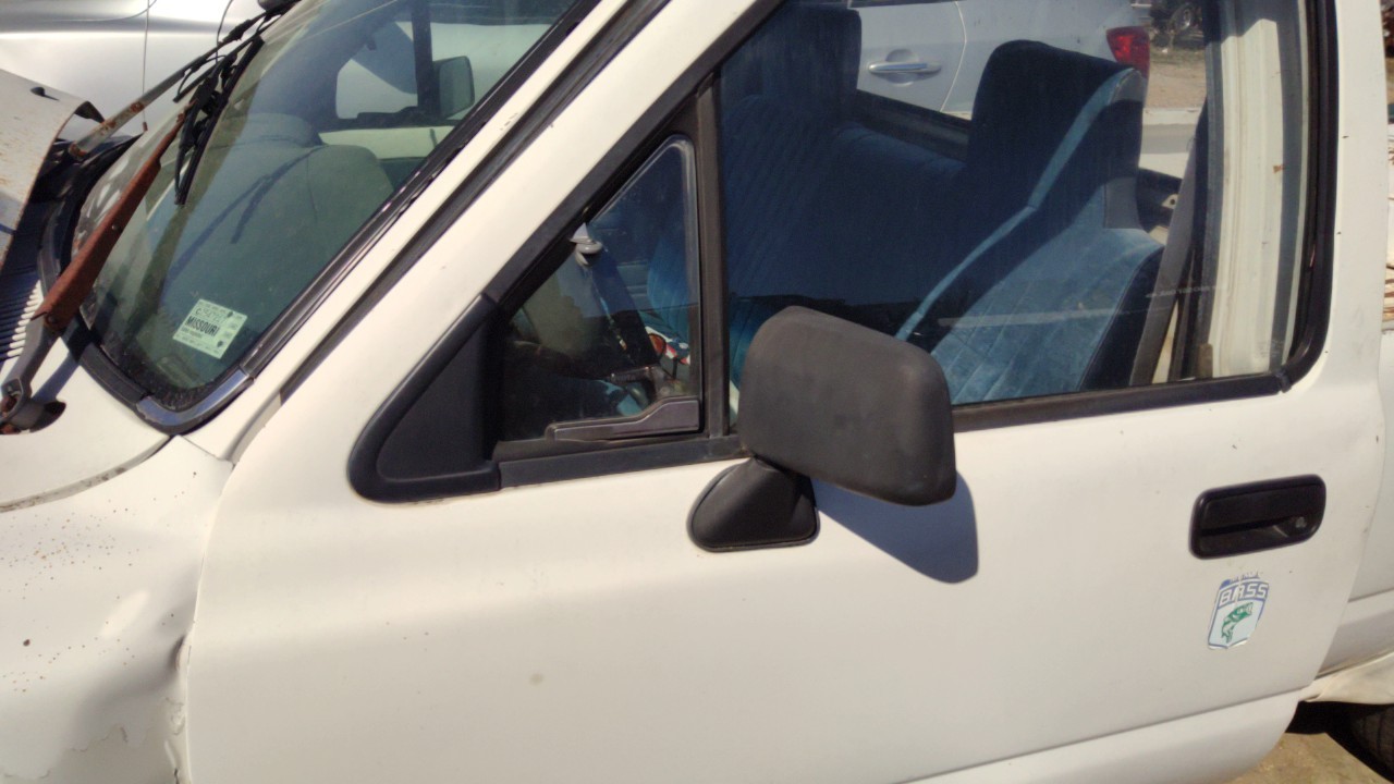 https://f005.backblazeb2.com/file/img-partshotlines-com/Inventory/EX869/Vehicle/3541_08.jpg