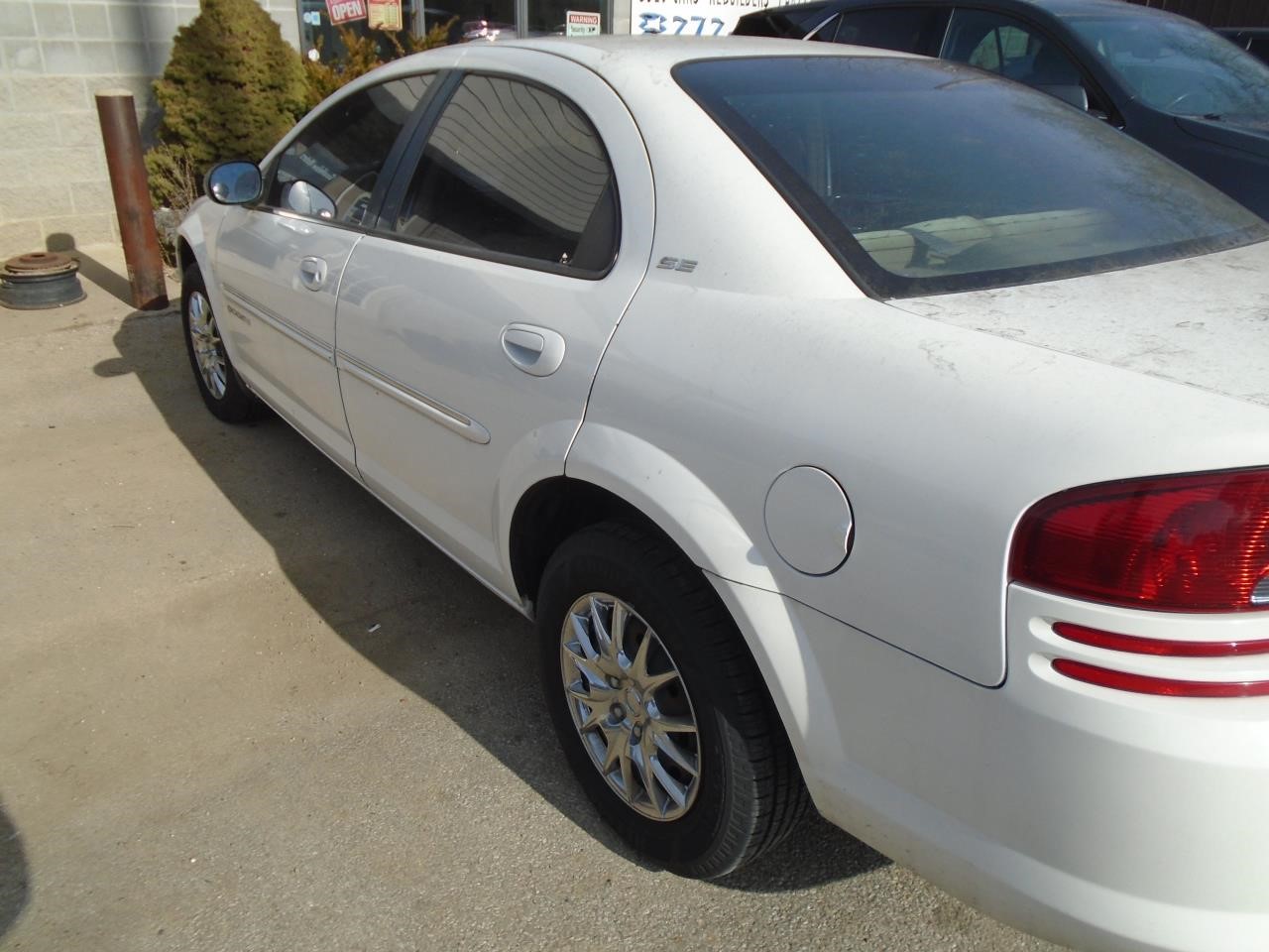 https://f005.backblazeb2.com/file/img-partshotlines-com/Inventory/EX871/Vehicle/3173_04.jpg