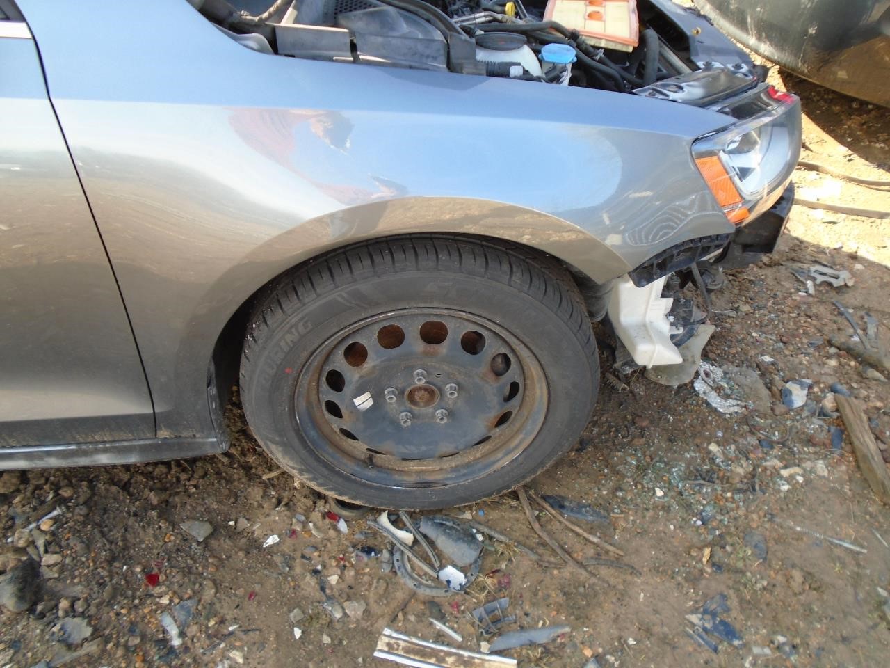 https://f005.backblazeb2.com/file/img-partshotlines-com/Inventory/EX871/Vehicle/3186_04.jpg