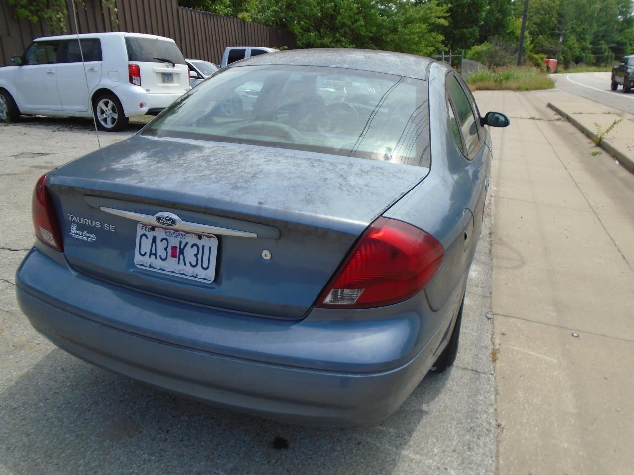 https://f005.backblazeb2.com/file/img-partshotlines-com/Inventory/EX871/Vehicle/3214_04.jpg