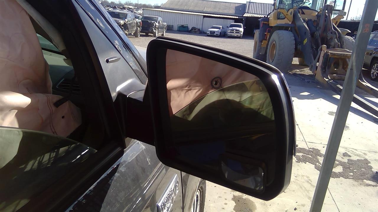 https://f005.backblazeb2.com/file/img-partshotlines-com/Inventory/EX878/Inventory/9582677_02.jpg
