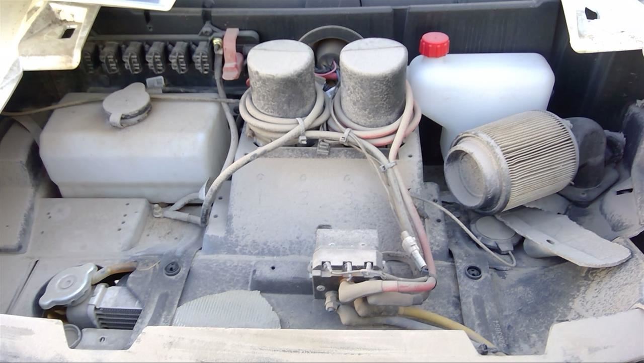 https://f005.backblazeb2.com/file/img-partshotlines-com/Inventory/EX878/Vehicle/8027038_12.jpg