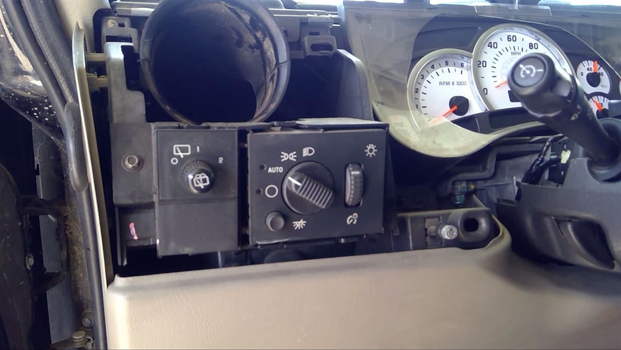 https://f005.backblazeb2.com/file/img-partshotlines-com/Inventory/EX878/Vehicle/8028118_09.jpg