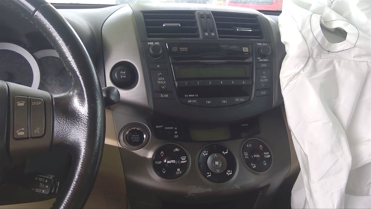 https://f005.backblazeb2.com/file/img-partshotlines-com/Inventory/EX878/Vehicle/8028213_09.jpg