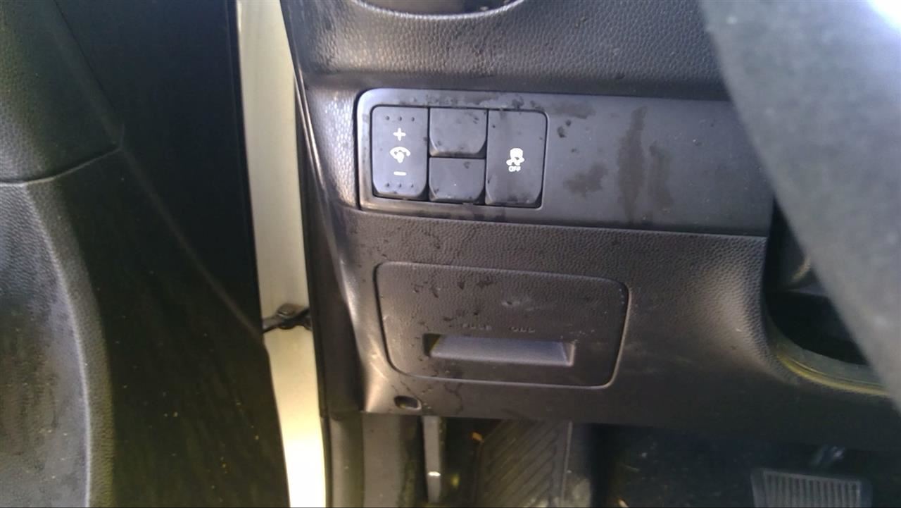 https://f005.backblazeb2.com/file/img-partshotlines-com/Inventory/EX878/Vehicle/8028260_12.jpg