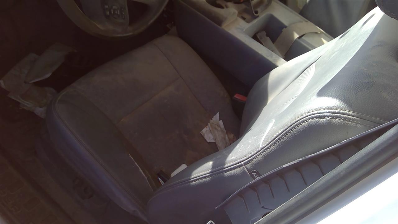 https://f005.backblazeb2.com/file/img-partshotlines-com/Inventory/EX878/Vehicle/8029286_10.jpg