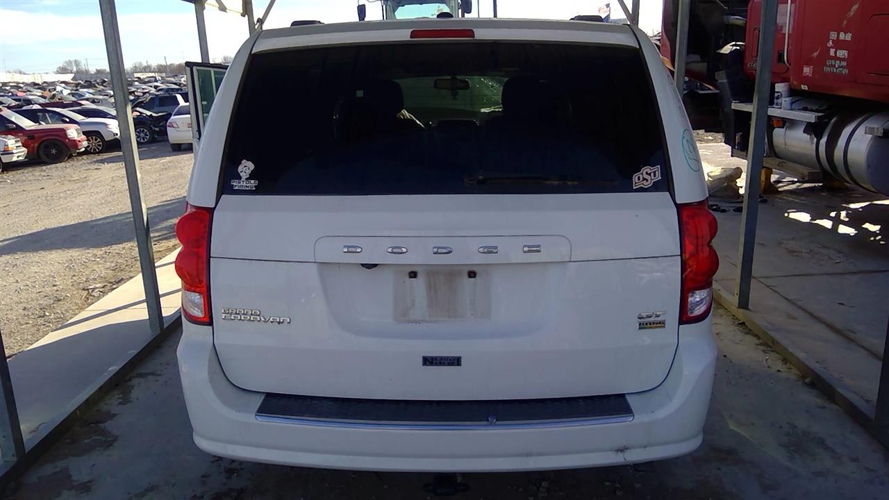 https://f005.backblazeb2.com/file/img-partshotlines-com/Inventory/EX878/Vehicle/8029426_05.jpg