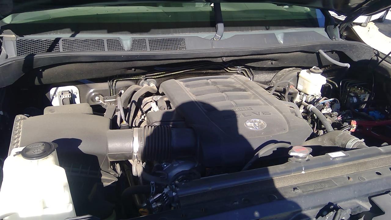 https://f005.backblazeb2.com/file/img-partshotlines-com/Inventory/EX878/Vehicle/8029477_07.jpg