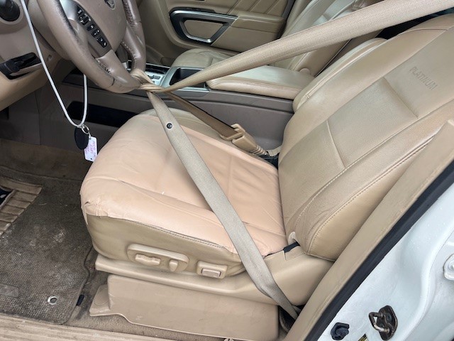 https://f005.backblazeb2.com/file/img-partshotlines-com/Inventory/EX881/Vehicle/11120_07.jpg