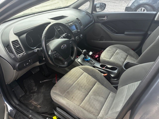 https://f005.backblazeb2.com/file/img-partshotlines-com/Inventory/EX881/Vehicle/12344_03.jpg