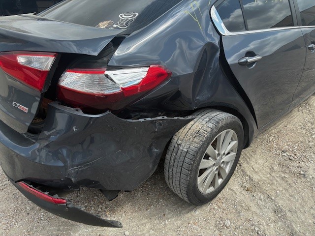 https://f005.backblazeb2.com/file/img-partshotlines-com/Inventory/EX881/Vehicle/12344_05.jpg