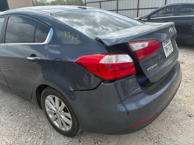 https://f005.backblazeb2.com/file/img-partshotlines-com/Inventory/EX881/Vehicle/12344_06.jpg