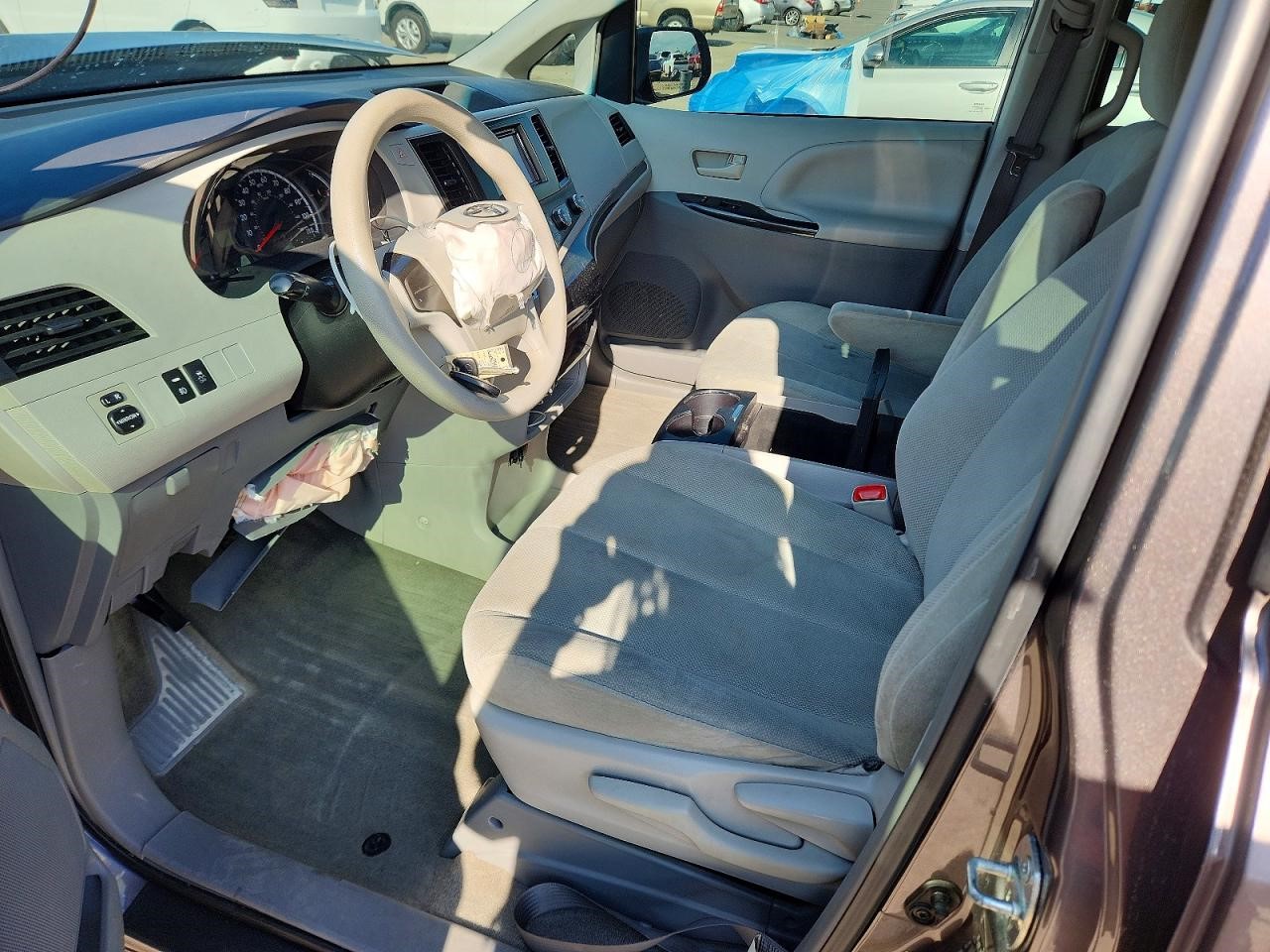https://f005.backblazeb2.com/file/img-partshotlines-com/Inventory/EX881/Vehicle/12388_04.jpg
