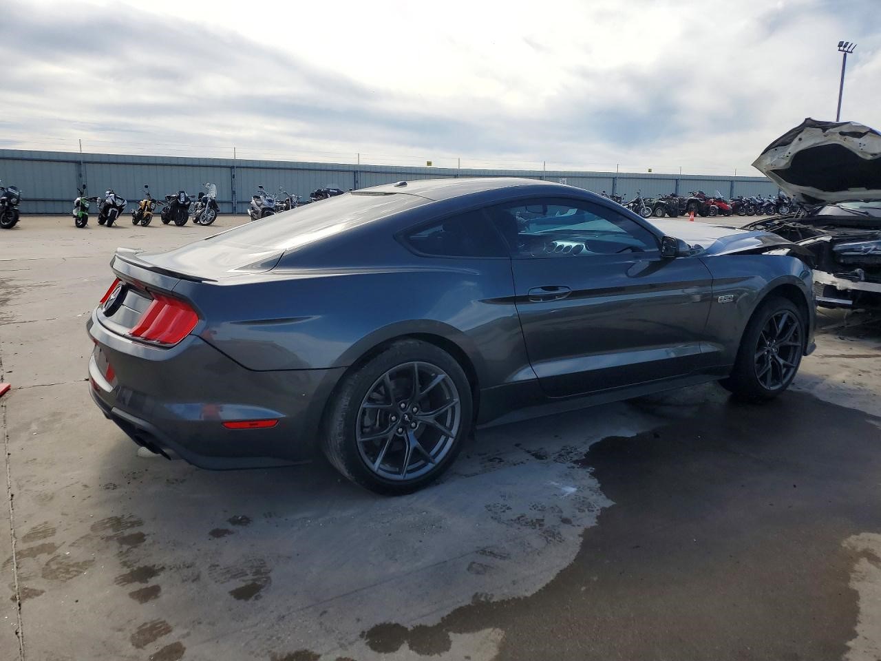 https://f005.backblazeb2.com/file/img-partshotlines-com/Inventory/EX881/Vehicle/12451_03.jpg