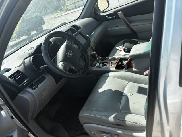 https://f005.backblazeb2.com/file/img-partshotlines-com/Inventory/EX881/Vehicle/12697_04.jpg