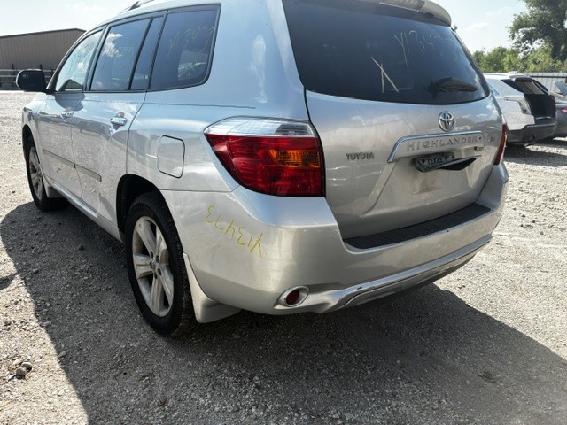 https://f005.backblazeb2.com/file/img-partshotlines-com/Inventory/EX881/Vehicle/12697_05.jpg