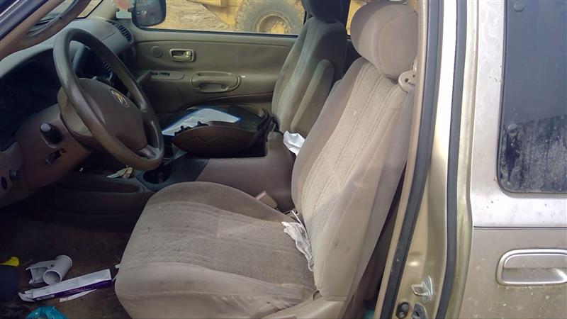 https://f005.backblazeb2.com/file/img-partshotlines-com/Inventory/EX890/Vehicle/10158_09.jpg