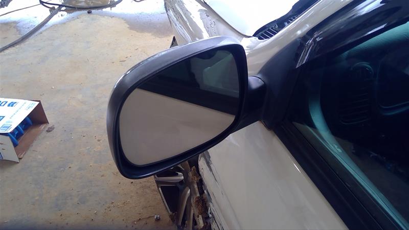 https://f005.backblazeb2.com/file/img-partshotlines-com/Inventory/EX890/Vehicle/11235_08.jpg