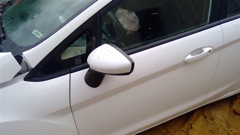 https://f005.backblazeb2.com/file/img-partshotlines-com/Inventory/EX890/Vehicle/11348_09.jpg