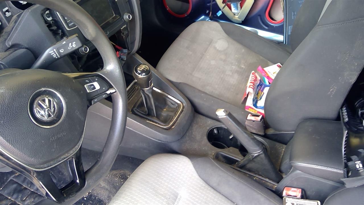https://f005.backblazeb2.com/file/img-partshotlines-com/Inventory/EX890/Vehicle/11394_11.jpg