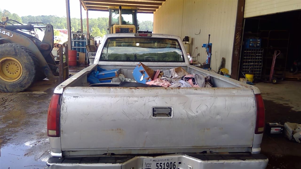 https://f005.backblazeb2.com/file/img-partshotlines-com/Inventory/EX890/Vehicle/11519_09.jpg