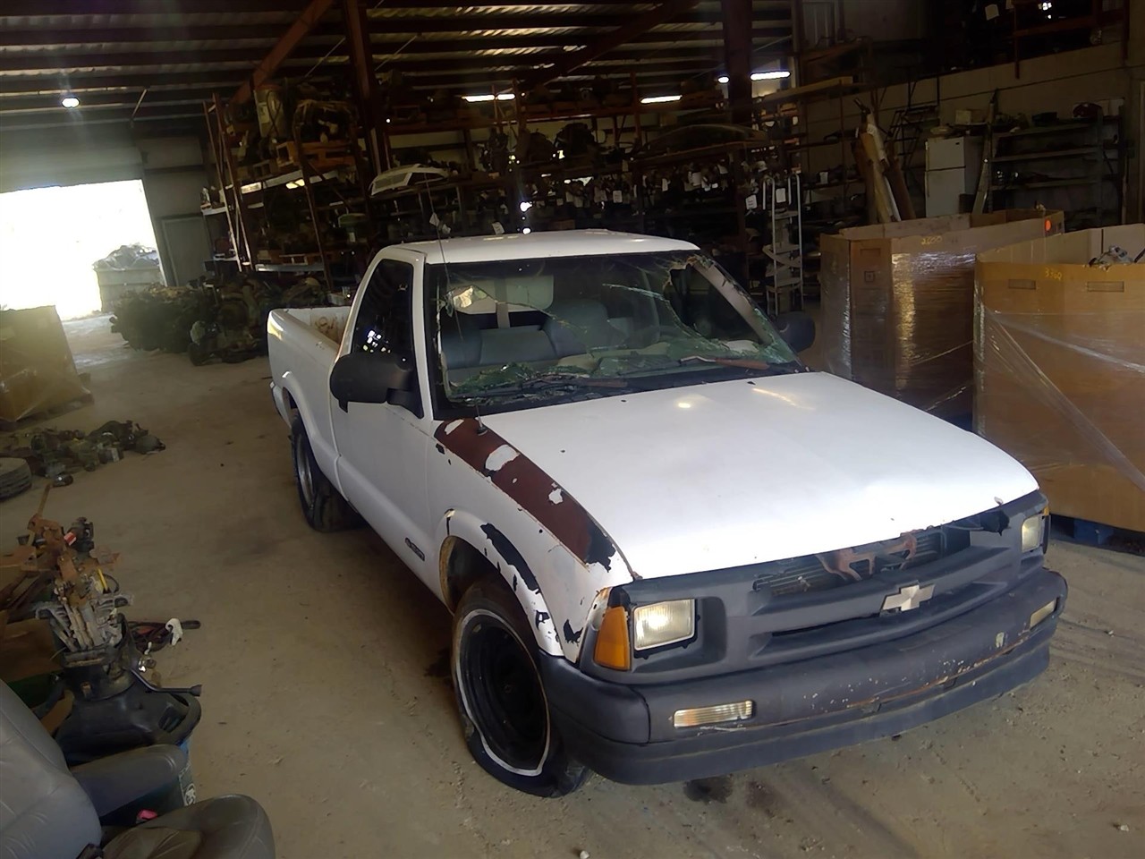 https://f005.backblazeb2.com/file/img-partshotlines-com/Inventory/EX890/Vehicle/11818_02.jpg