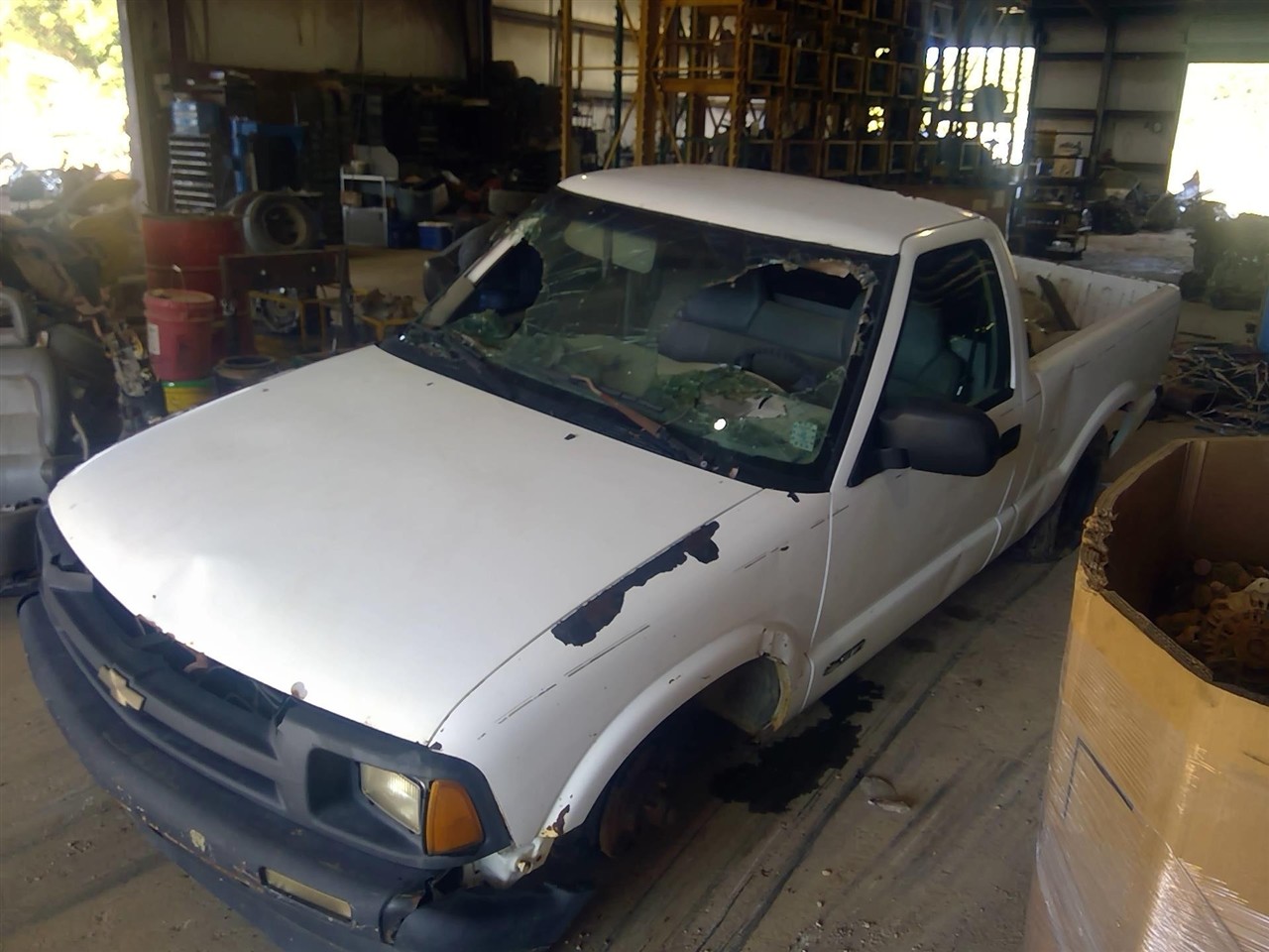 https://f005.backblazeb2.com/file/img-partshotlines-com/Inventory/EX890/Vehicle/11818_03.jpg
